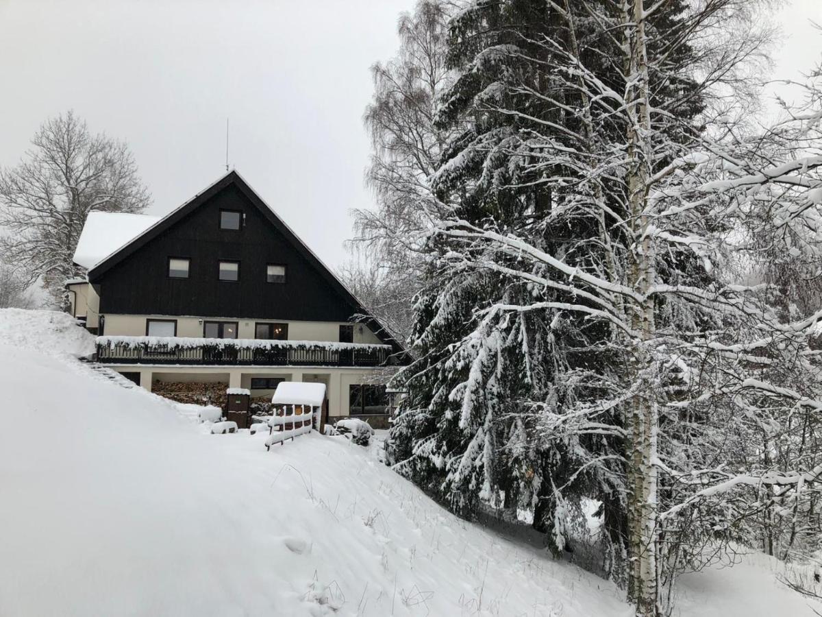 Penzion Čert Horní Maršov Esterno foto