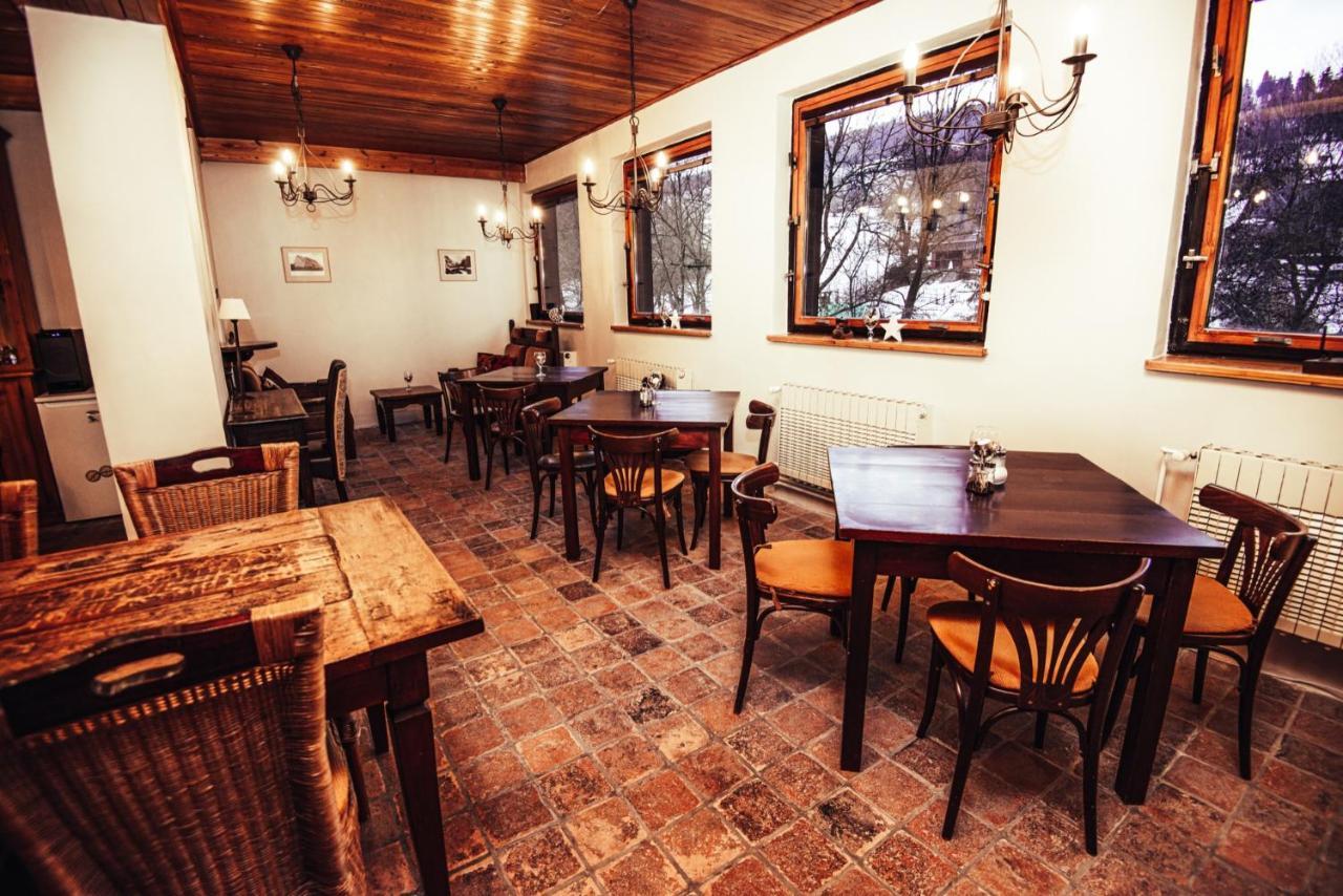 Penzion Čert Horní Maršov Esterno foto